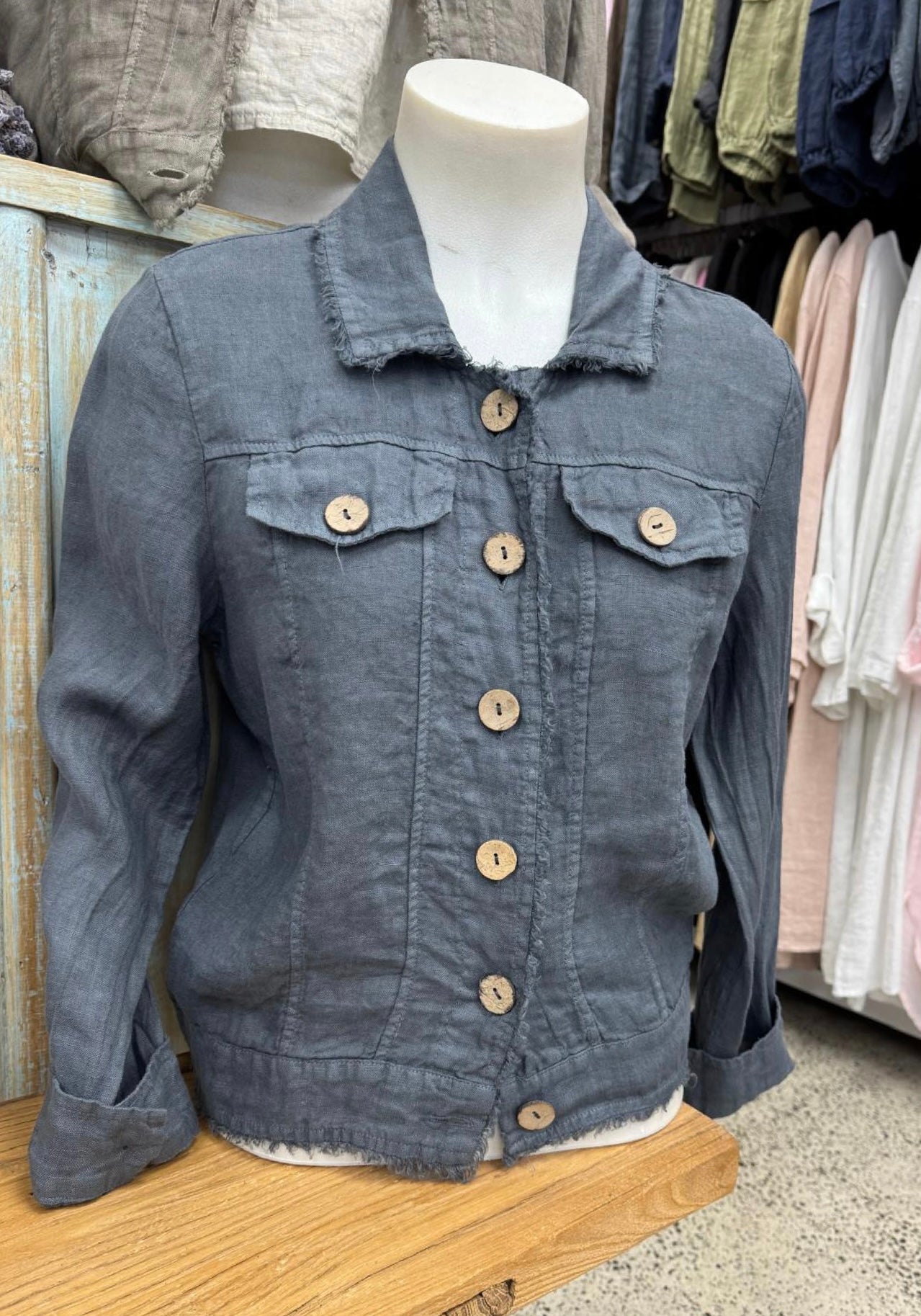 Italian Province Perenna Linen Jacket