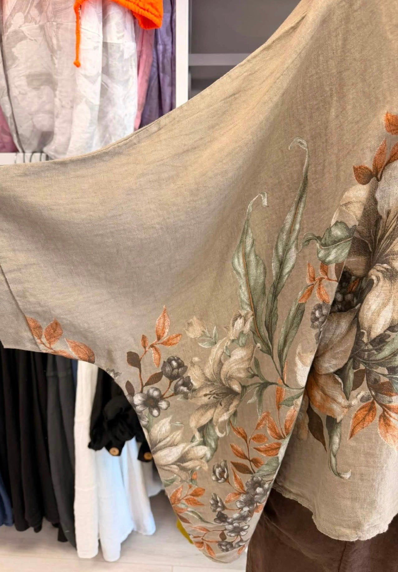 Oda Linen Tunic