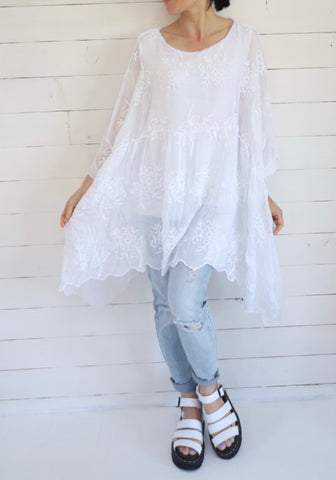 Made In Italy Eve Lace Top